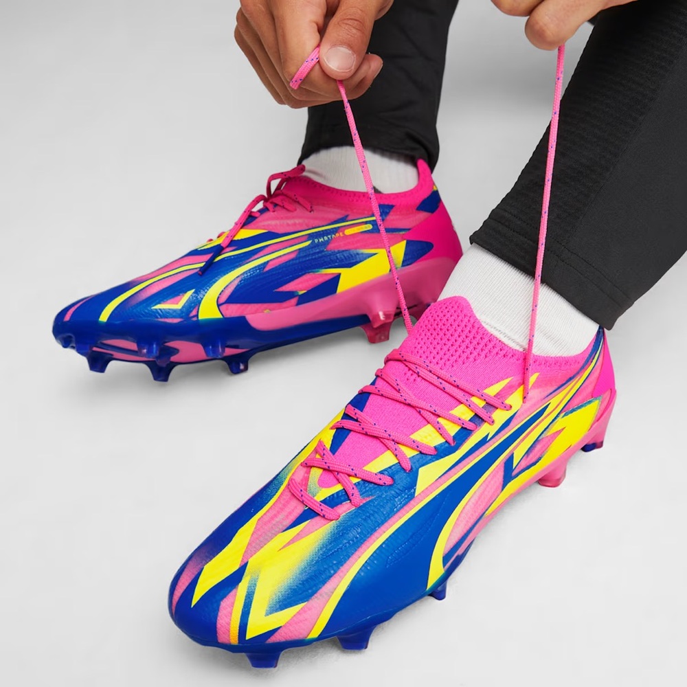 ❌SOLD❌Men’s Puma Soccer Cleats - Picture 2 of 12